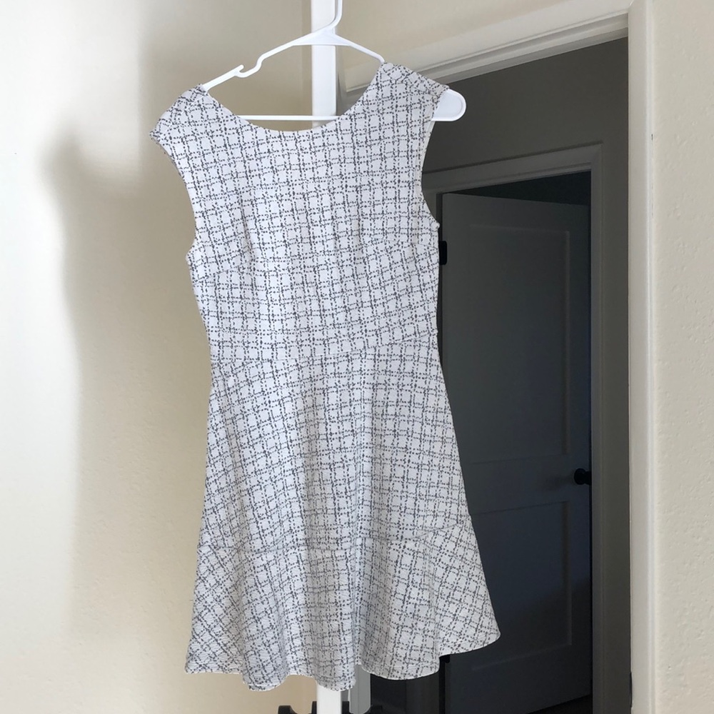 LOFT white and black dress size 0